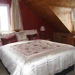 Shealane Couette-café 4*