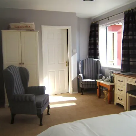 Shealane Bed & Breakfast 4*