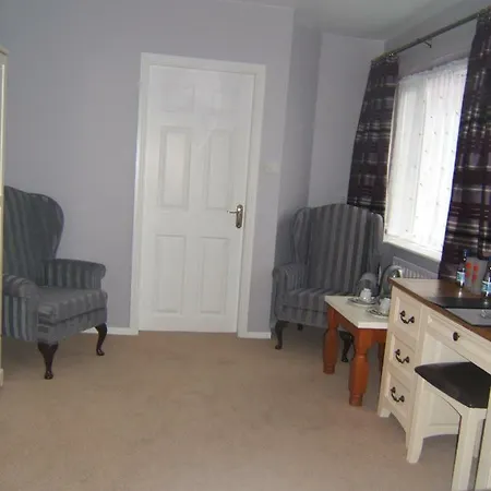 Shealane Bed & Breakfast 4*